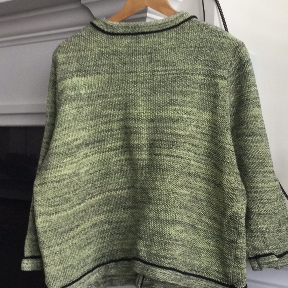 Vintage warm sweater cardigan in light green black trim - Picture 4 of 5